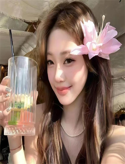 胖老師_久久人妻無碼精品一區二區三區